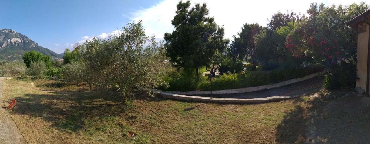 Agriturismo Funtan'Arva Loculi エクステリア 写真